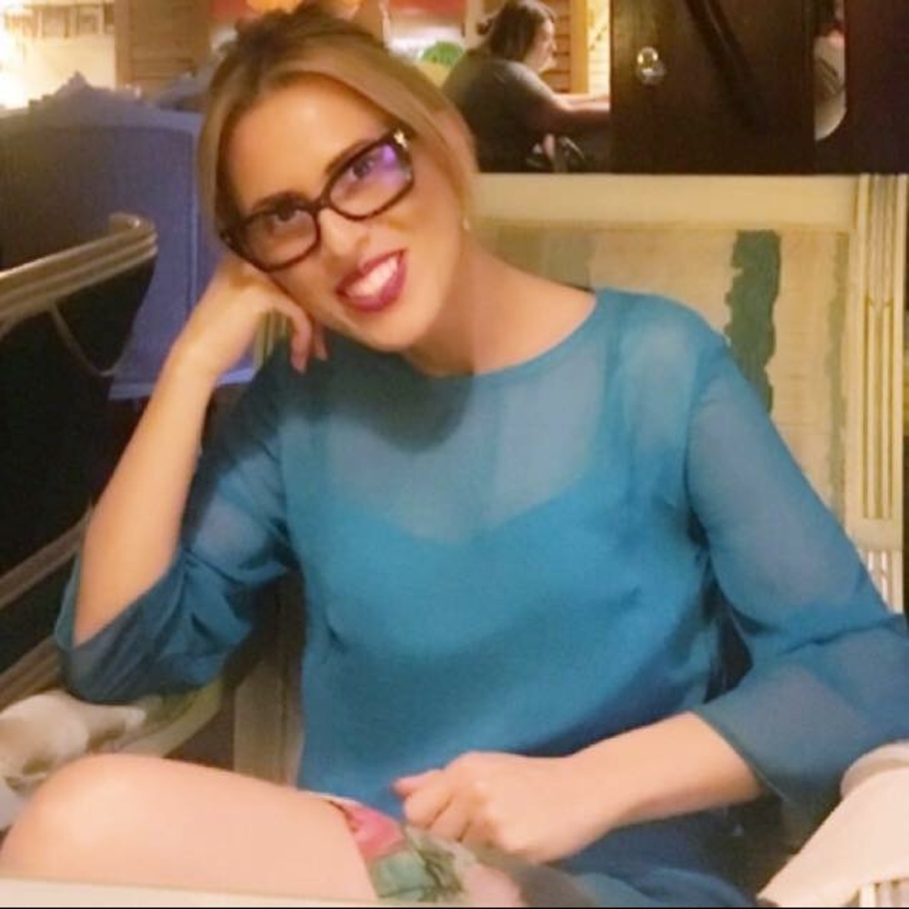 Meet your Posher, Maka